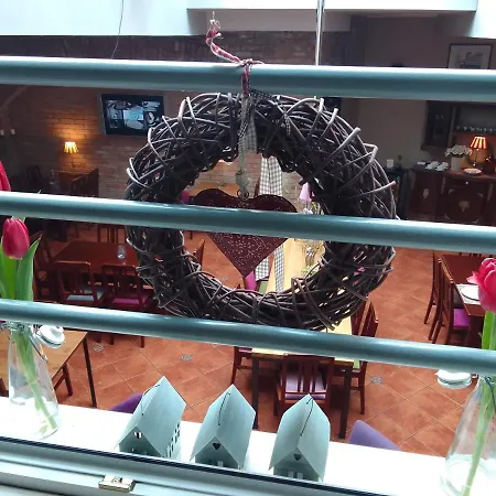斯塔勒米亚斯托老城酒店 酒店 3*