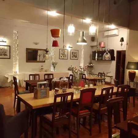 斯塔勒米亚斯托老城酒店 3*