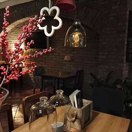 斯塔勒米亚斯托老城酒店 3*