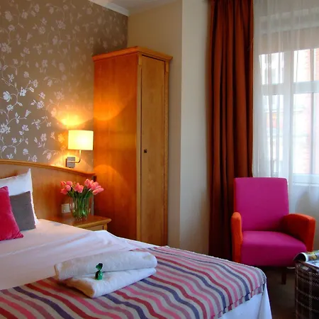 斯塔勒米亚斯托老城酒店 3*