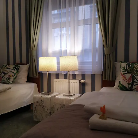 斯塔勒米亚斯托老城酒店 酒店