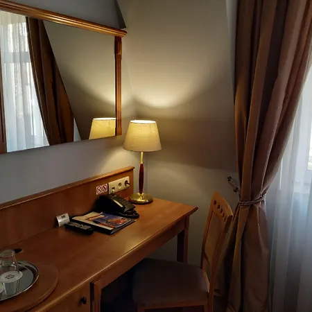 酒店 斯塔勒米亚斯托老城酒店