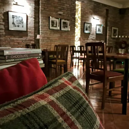 Stare Old Town 3* بوزنان