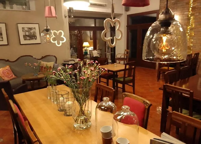 斯塔勒米亚斯托老城酒店