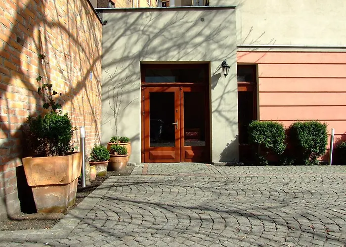 斯塔勒米亚斯托老城酒店 3* 波兹南