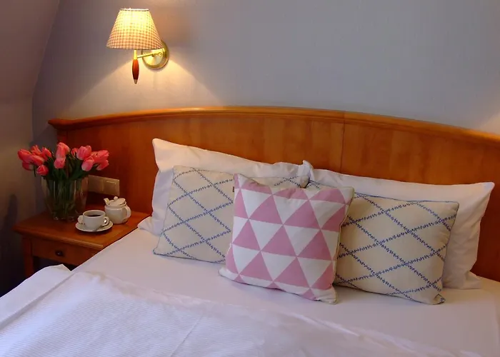 斯塔勒米亚斯托老城酒店