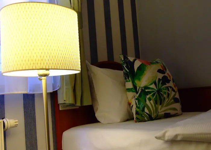 斯塔勒米亚斯托老城酒店 酒店 波兹南